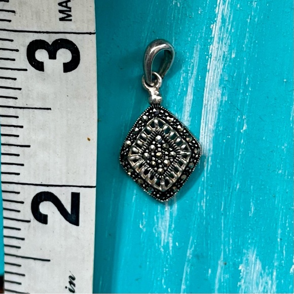 Sterling Silver Necklace Pendant - Picture 3 of 4